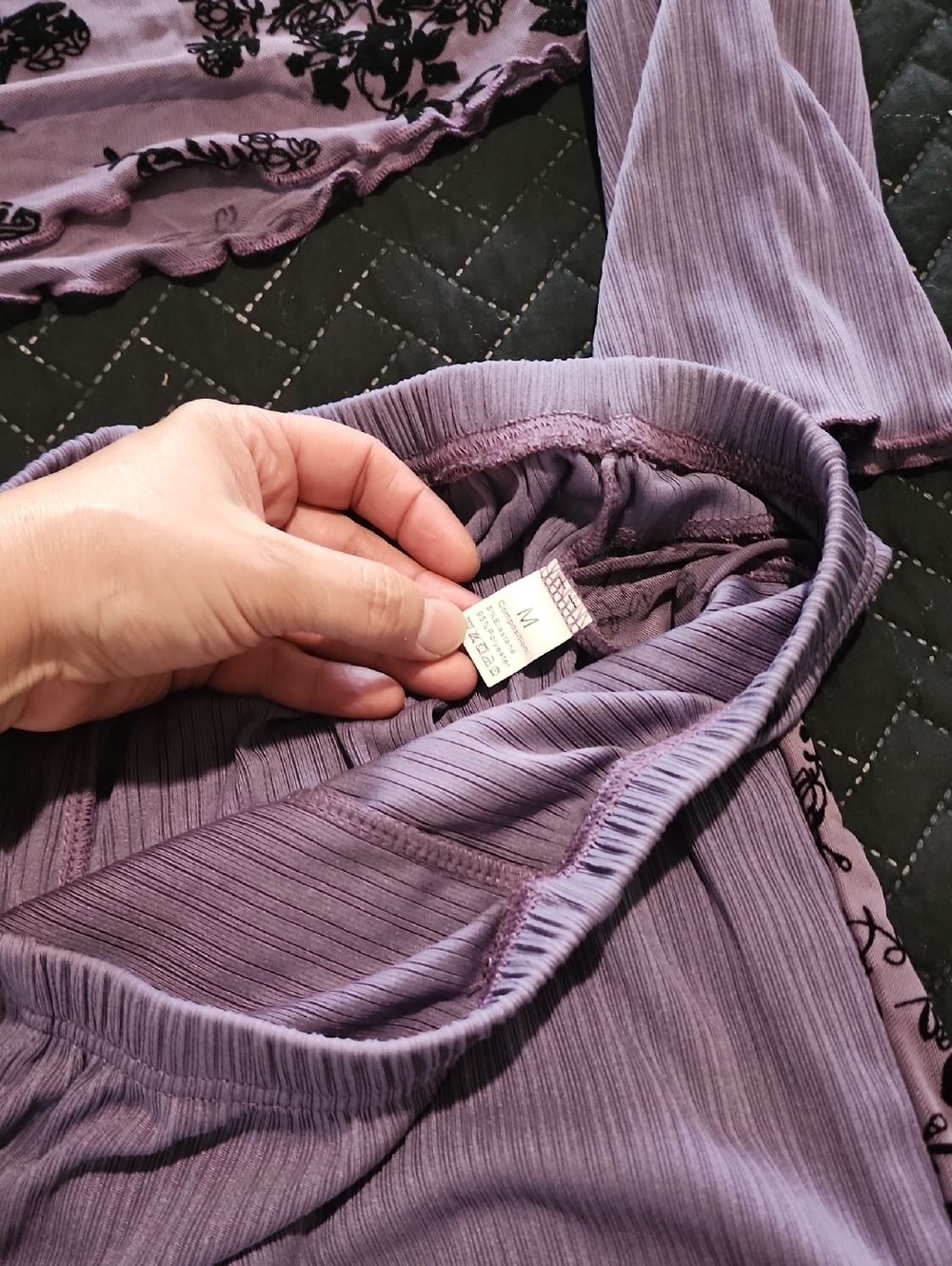 Xhilaration Lavender Floral Long-Sleeve Pajama Set with Black Accents - Picture 6 of 6